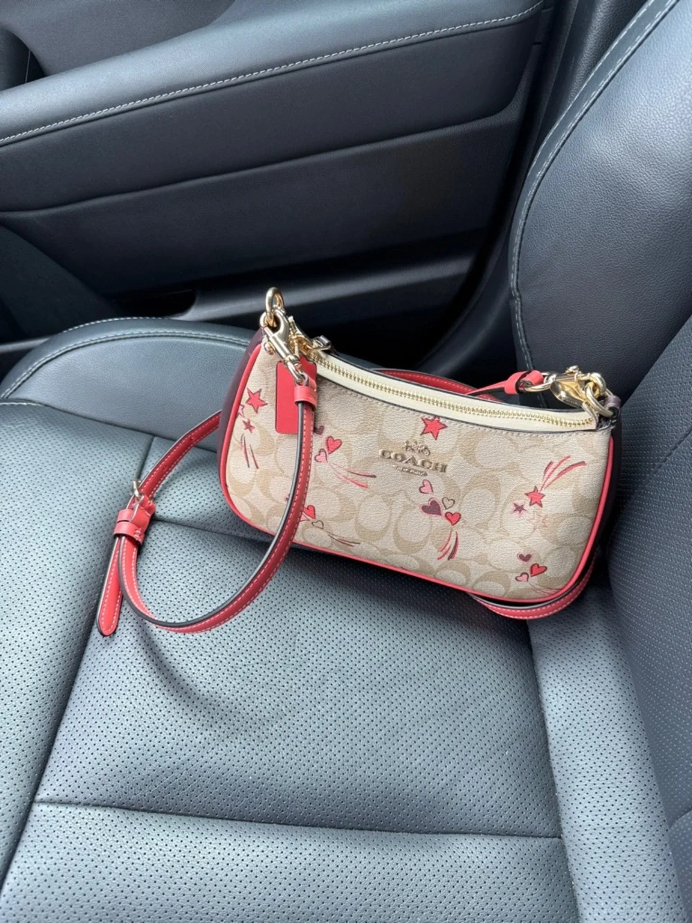 Coach Signature Canvas Small Shoulder Bag in Khaki/Red - Picture 1 of 4